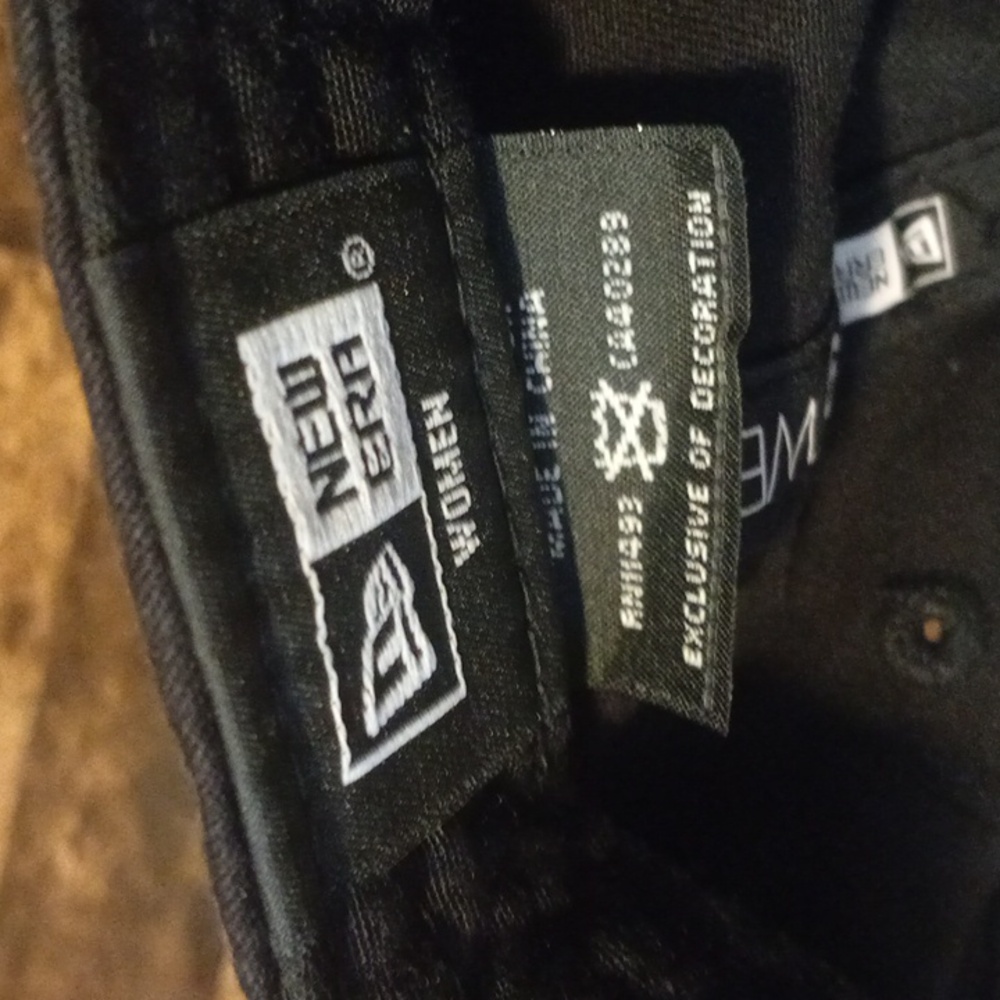 Toronto Raptors Black Cap - Picture 6 of 6